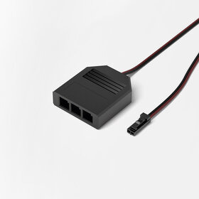 3-osainen jakaja 12V