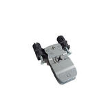 Etusarjan kiinnikkeet ja jigit